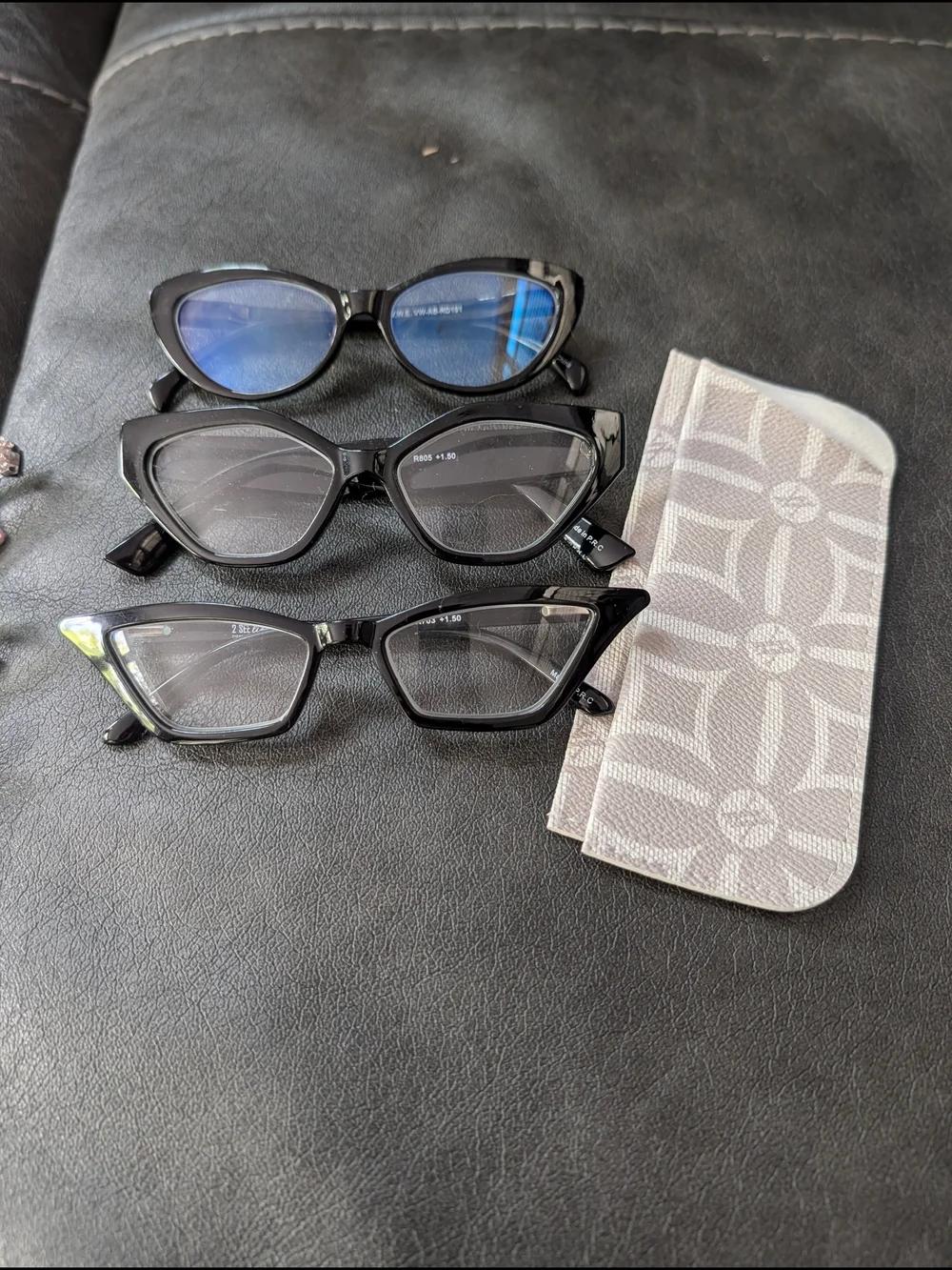 SET OF SEVEN Women’s Cat-Eye RHINESTONE and Black Fashion Reading Glasses 1.50